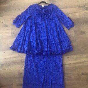 Zadie B’s top XL and pencil skirt 2X royal blue.